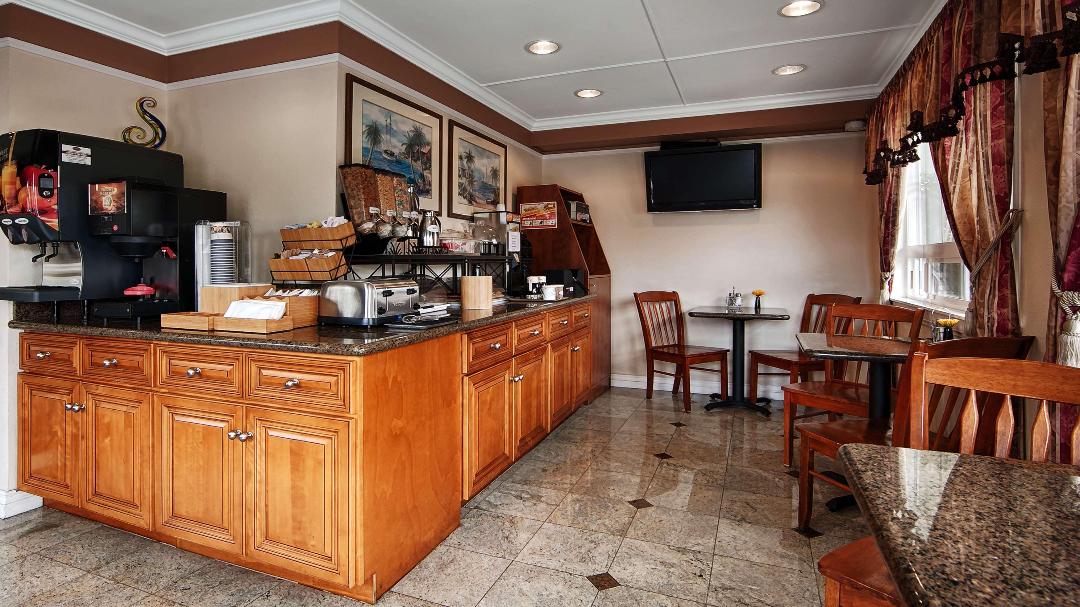 Best Western Tradewinds Morro Bay Buitenkant foto