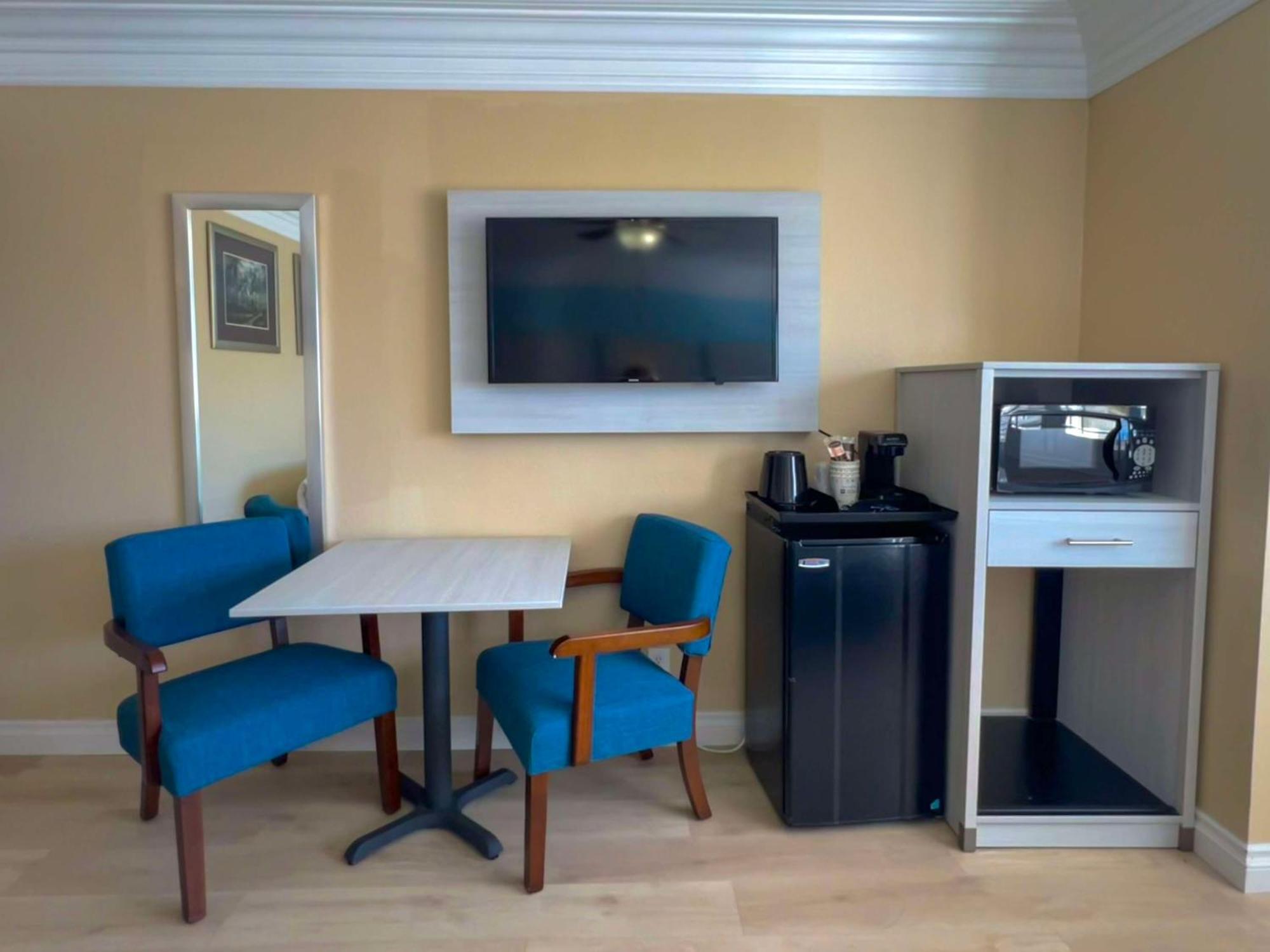 Best Western Tradewinds Morro Bay Buitenkant foto